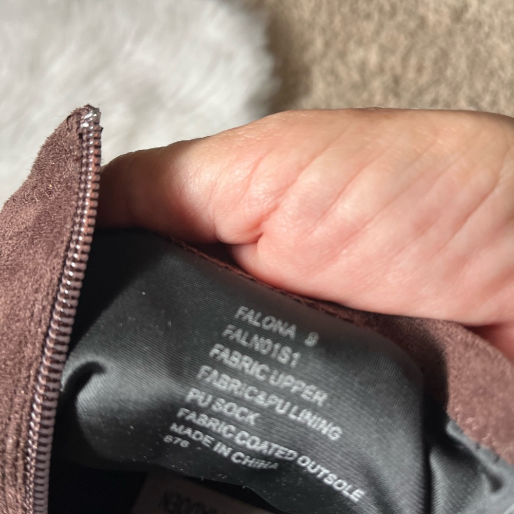 Steve Madden size 9Brown Suede Ankle Boots - Picture 5 of 7